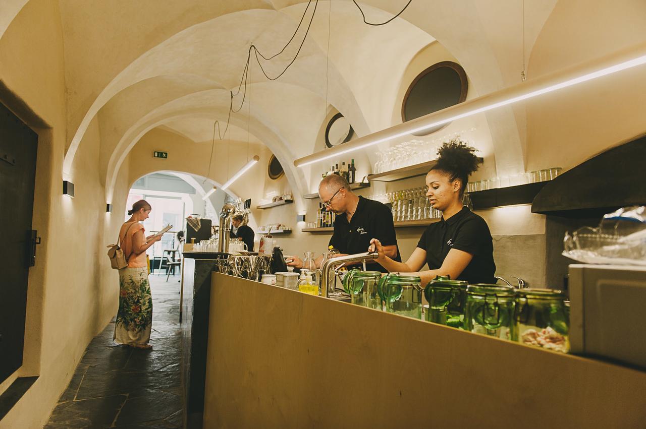 Miss Sophie'S Olomouc - Boutique Hotel Buitenkant foto