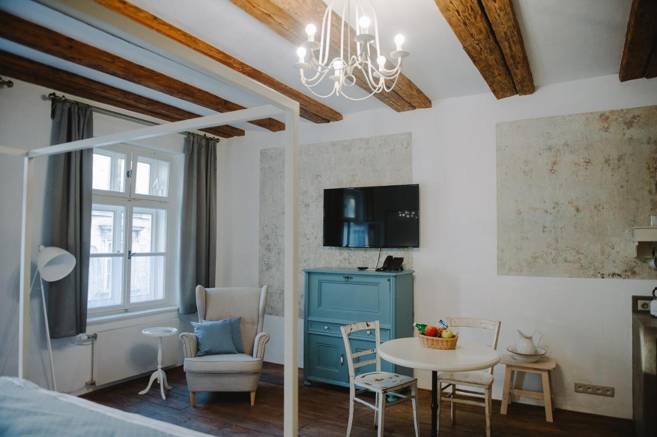 Miss Sophie'S Olomouc - Boutique Hotel Buitenkant foto